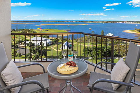 Palmerston Tower - Tourism Brisbane 0