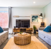 Pandanas Apartments 17B - Mollymook Beach - Tourism Brisbane