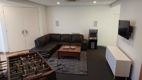 Paradise Escapes - 001 - Brisbane Tourism 2