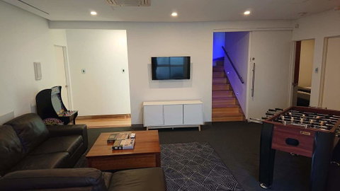 Paradise Escapes - 001 - Brisbane Tourism 0