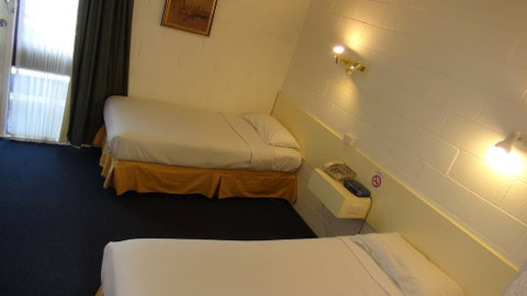 Pathfinder Motel - Brisbane Tourism 1