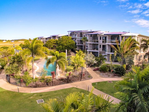 Pavillions On 1770 - Tourism Brisbane 0
