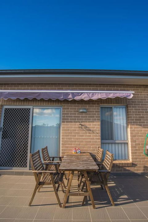 PEACEFUL 2Kingbed RootyHill Townhouse Near Station - Brisbane 4u 3