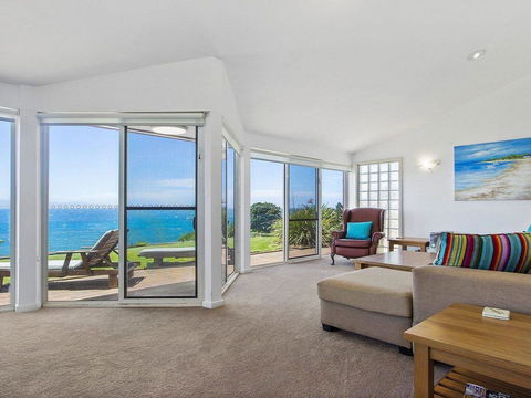 Penguin Head Retreat - Fabulous Views - Brisbane Tourism 0