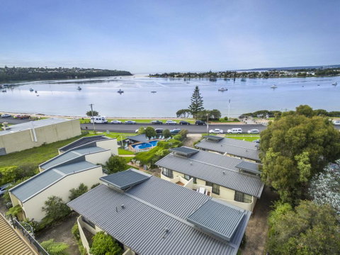 Penguin Mews 3 In Merimbula - Brisbane Tourism 1