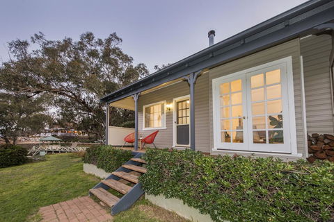 Peppertree Hill - Tourism Brisbane 2