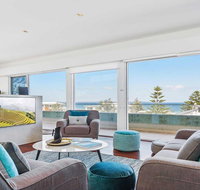 Perpendicular Penthouse - modern beachside apartment - Brisbane Tourism