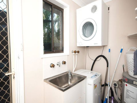 Pet Friendly - Jade Gardens - Tourism Brisbane 3