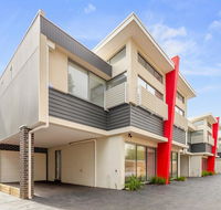 Phillip Island Townhouses - Brisbane Tourism