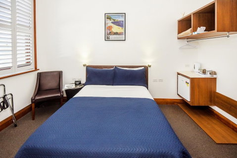Pier Hotel - Tourism Brisbane 3