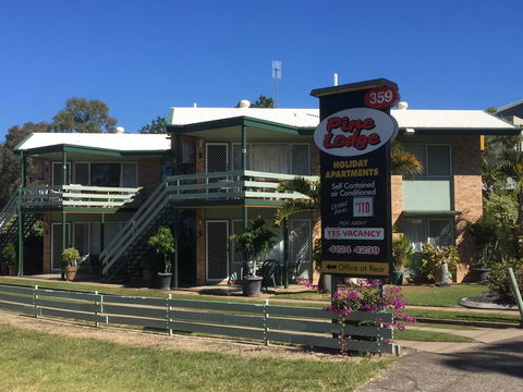 Pine Lodge - Brisbane Tourism 0