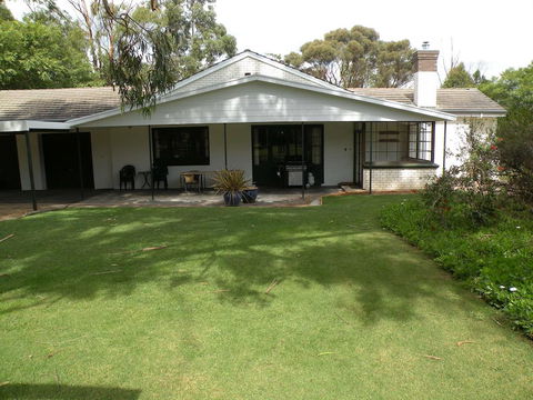 Pinkerton Hill Naracoorte - Tourism Brisbane 0