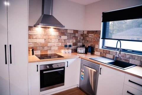 Platypus Apartments - Tourism Brisbane 1