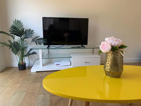 Pleasant Bedroom In Bentleigh East - Tourism Brisbane 0