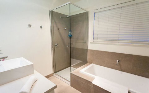 Point Lonsdale Holiday Apartments - Brisbane Tourism 3