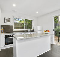 Point Roadknight Villa 3 - Tourism Brisbane