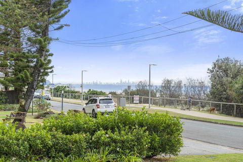 POINTVIEW LODGE, UNIT 1 - Tourism Brisbane 3