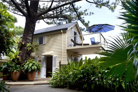 Port Douglas Cottage & Lodge - Tourism Brisbane 0