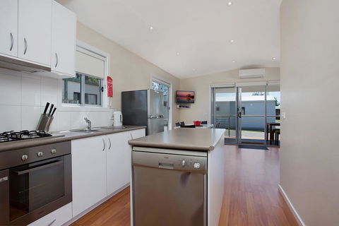 Portland Holiday Village - Tourism Brisbane 3