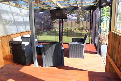 Portland Retro Motel - Tourism Brisbane 0
