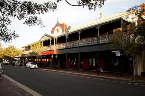 Prince Of Wales Hotel, Bunbury - Brisbane Tourism 0