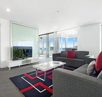 Private 3 Bed Ocean View in Q Surfers Paradise