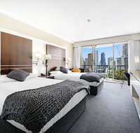 Private Apt In the Heart of Surfers Paradise
