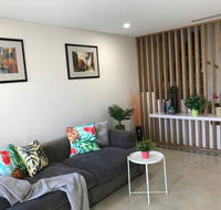 Private Room in Modern Comfortable Home Stay - Tourism Brisbane