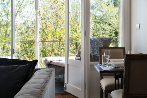Provence Spa Villa 1 - Brisbane Tourism 2
