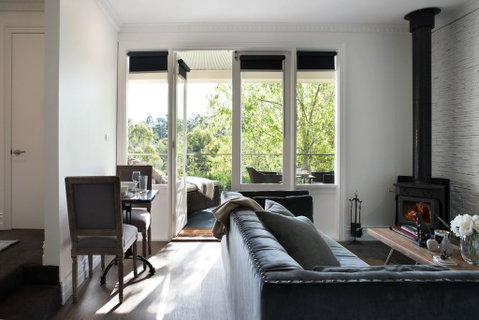 Provence Spa Villa 2 - Brisbane Tourism 1