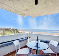 Pure Beachside Bliss - Brisbane Tourism