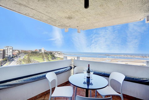 Pure Beachside Bliss - Brisbane Tourism 0