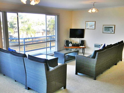 QUAYS 6 - Brisbane 4u 2