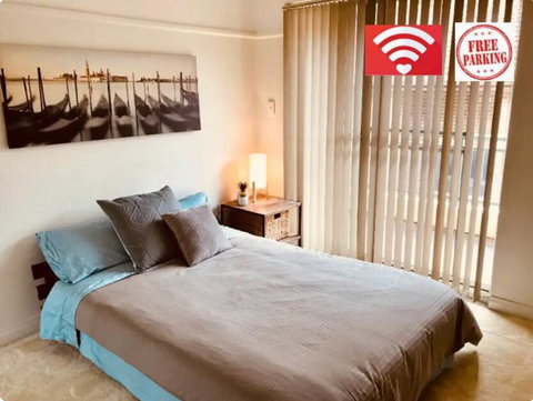 Quiet North Parra Apartment Rooms Across From Park - Brisbane Tourism 1