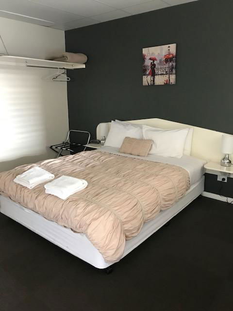 RAILWAY HOTEL MOTEL - Brisbane 4u 3