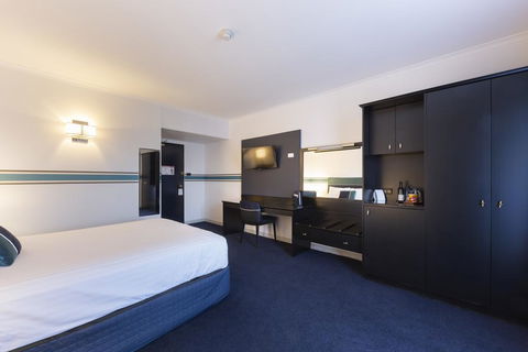 Ramada Diplomat Canberra - Brisbane Tourism 2