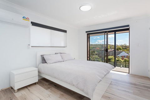 Randall Family Retreat, 22B Randall Drive - Tourism Brisbane 2