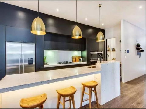 Readyset Glashouse Melbourne - Brisbane Tourism 2