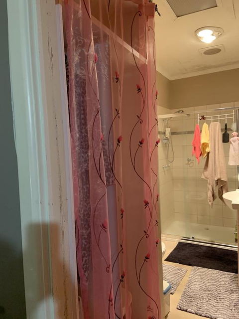 Rebecca Self Service Guest House Walk To La Trobe Uni - Tourism Brisbane 3