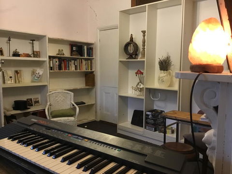 Redhaus Artist Cottage - Tourism Brisbane 2