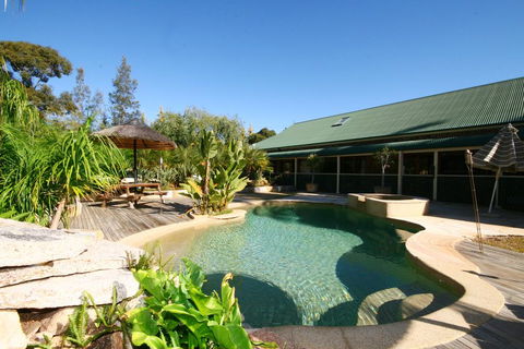 Relaxin - Tourism Brisbane 1