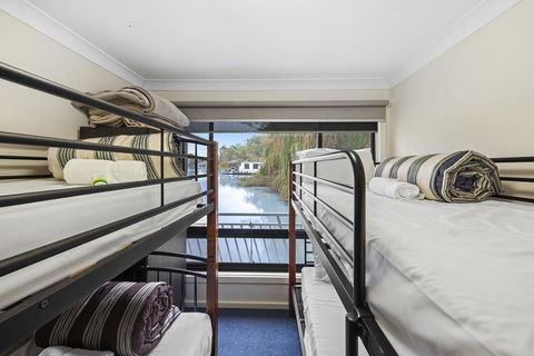 Renmark River Villas And Boats & Bedzzz - Tourism Brisbane 3