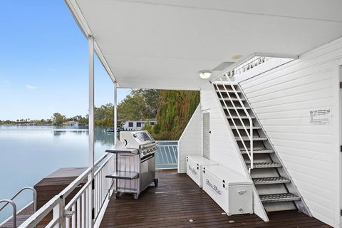 Renmark River Villas And Boats & Bedzzz - Tourism Brisbane 2