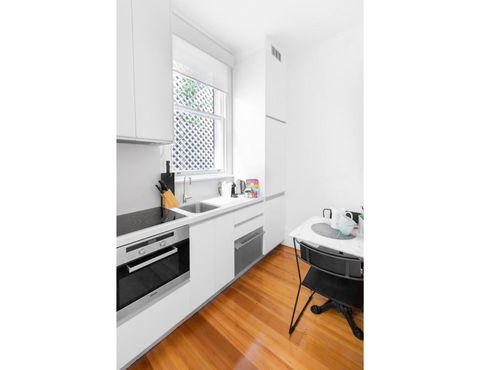 Renovated Studio In Bohemian Area Close To City - Tourism Brisbane 3