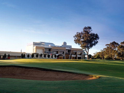 Rich River Golf Club Resort - Brisbane Tourism 1