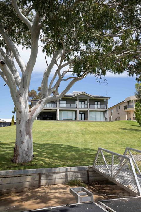 River Devine - Tourism Brisbane 3