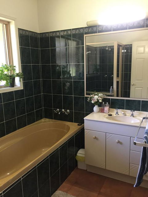 River Gum Luxury Bed And Breakfast - Tourism Brisbane 1