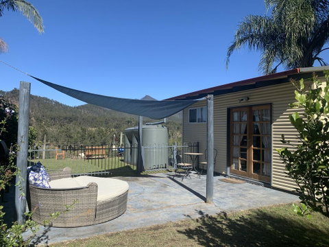 Riverside Haven - Brisbane Tourism 1