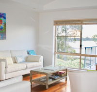 Riverside Views Hawks Nest - Tourism Brisbane