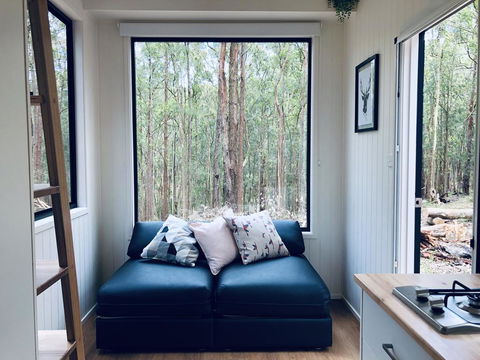 Robinson Crusoe Tiny House - Tourism Brisbane 2